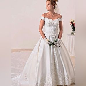 Mary’s Bridal wedding gown